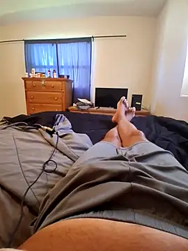 Snapshot of pullitoff chatting on 10/13/25, 03:45 pullitoff online show from 10/13/25, 03:45