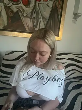 misstitmouseofficial online show from 03/02/26, 12:56