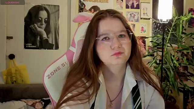 Sienna-Cow online show from 10/24/25, 12:56