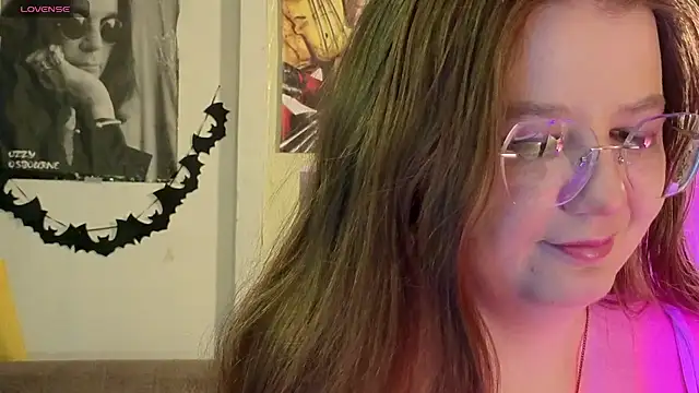 Sienna-Cow online show from 11/05/25, 12:38