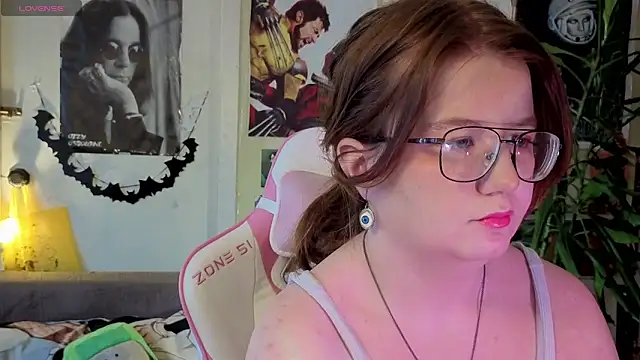 Sienna-Cow online show from 11/26/25, 09:10