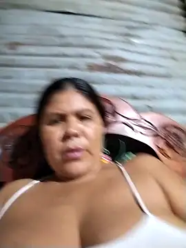 hotmom33 online show from 11/29/25, 02:25