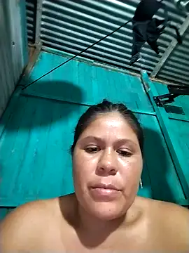 hotmom33 online show from 12/20/25, 03:13