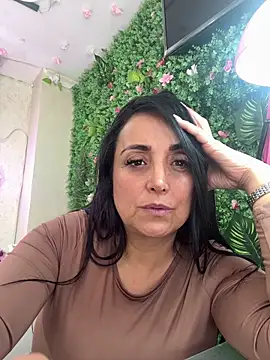 hotadhara01 online show from 02/14/26, 05:43