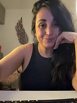 Snapshot of hotadhara01 chatting on 05/29/26, 01:09 hotadhara01 online show from 05/29/26, 01:09