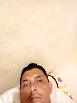 125Delfin90 online show from 10/24/25, 11:01