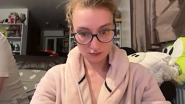 harleyblair online show from 11/17/25, 11:10