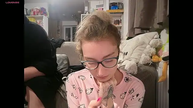 harleyblair online show from 04/16/26, 10:01