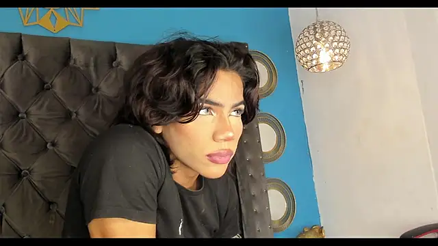 Snapshot of bxby_dolls chatting on 10/04/25, 03:15 bxby dolls online show from 10/04/25, 03:15