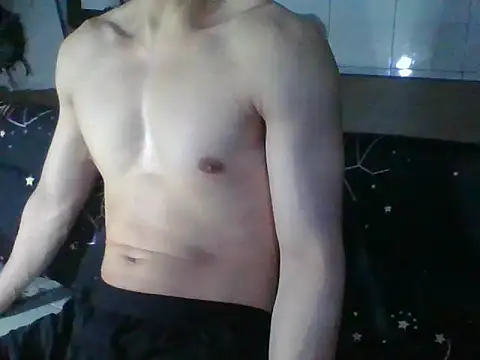 malacobi0 online show from 09/24/25, 04:43