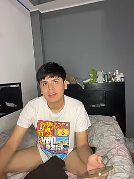 Kailertwink online show from 11/13/25, 05:06