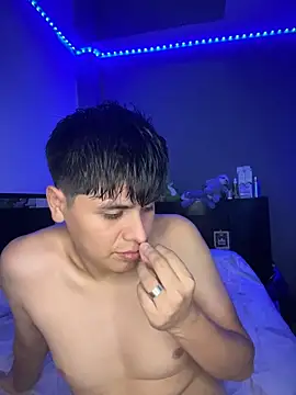 Kailertwink online show from 03/25/26, 03:12