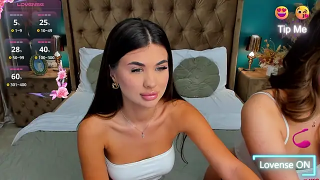 Snapshot of MonCarla chatting on 09/28/25, 05:24 MonCarla online show from 09/28/25, 05:24