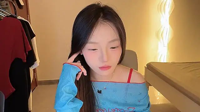 Robin-o3 online show from 09/20/25, 03:35