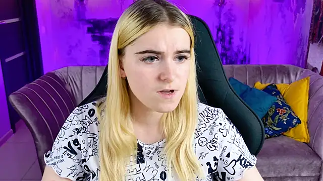 Stef Nicks online show from 10/22/25, 09:09