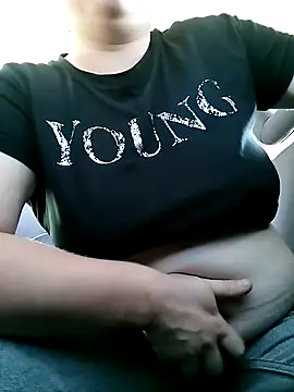 Snapshot of Cristina2150 chatting on 09/23/25, 10:29 Cristina2150 online show from 09/23/25, 10:29