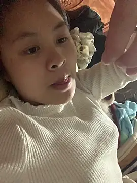 NhuFox online show from 02/22/26, 02:24