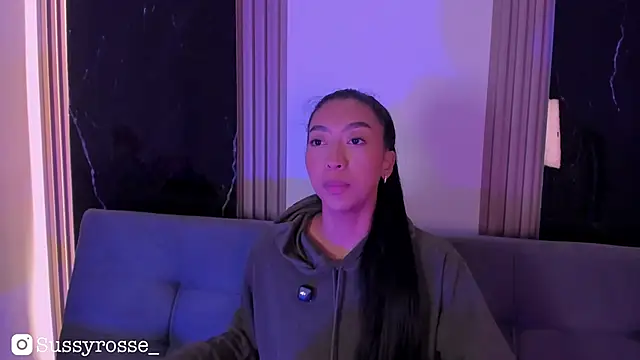 Snapshot of Sussyrosse_ chatting on 02/01/26, 04:27 Sussyrosse online show from 02/01/26, 04:27