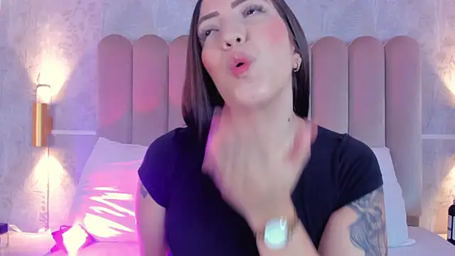 AliciaJerez1 online show from 11/28/25, 08:55