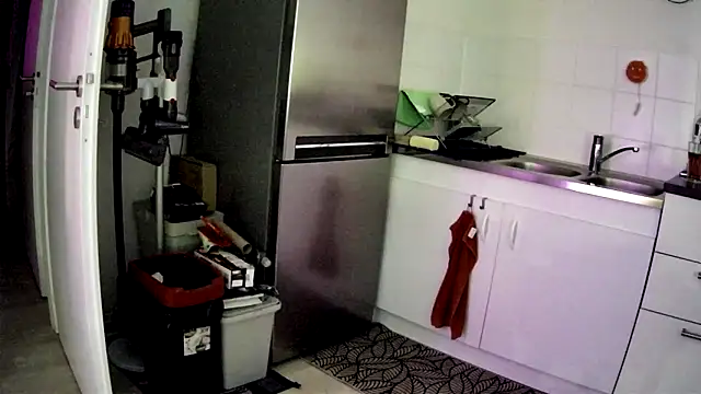 Snapshot of Toysboy67bi chatting on 10/16/25, 12:00 Toysboy67bi online show from 10/16/25, 12:00