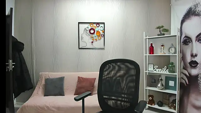 JaquelinLaurent online show from 02/18/26, 08:38