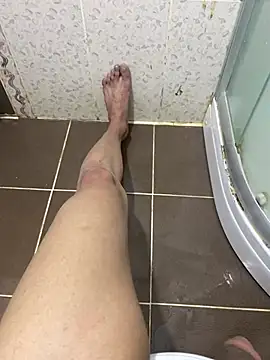 Snapshot of BatchedTracer chatting on 01/16/26, 10:25 BatchedTracer online show from 01/16/26, 10:25