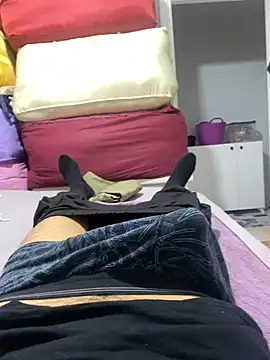 Snapshot of BatchedTracer chatting on 02/05/26, 01:16 BatchedTracer online show from 02/05/26, 01:16