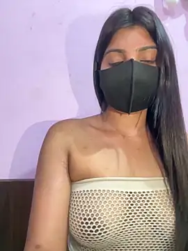  01ruhi online show from 11/30/25, 07:18