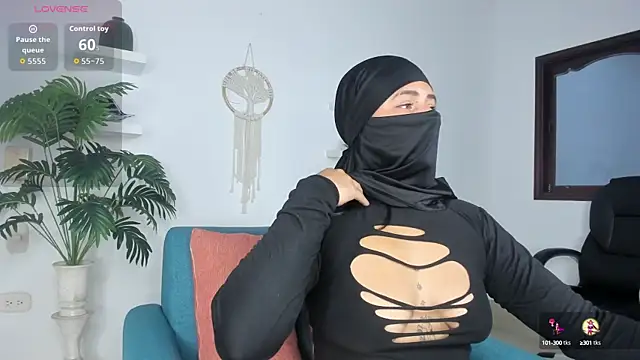 Snapshot of zali_mahamed chatting on 10/08/25, 10:24 zali mahamed online show from 10/08/25, 10:24