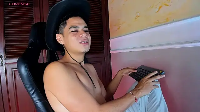 edy play online show from 10/30/25, 05:09