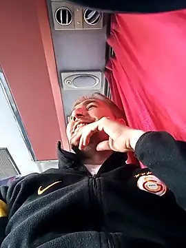 mert0359 online show from 09/30/25, 05:23