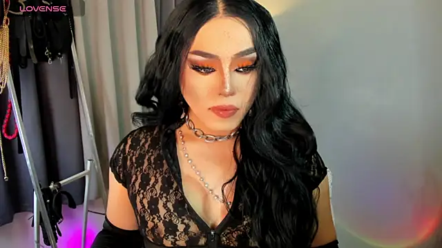 Snapshot of MagnaCumLoader17 chatting on 09/11/25, 08:53 MagnaCumLoader17 online show from 09/11/25, 08:53