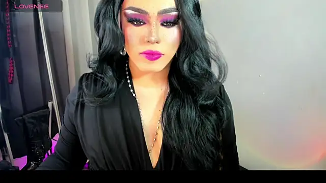 Snapshot of MagnaCumLoader17 chatting on 09/29/25, 08:13 MagnaCumLoader17 online show from 09/29/25, 08:13