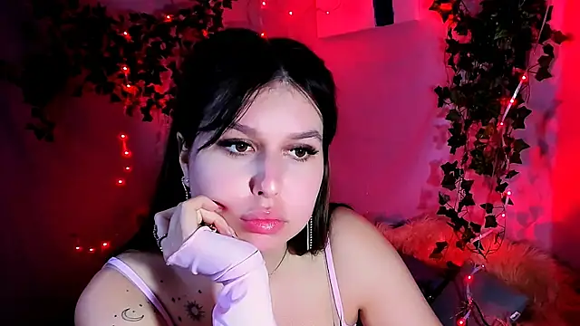 ChloeRicc online show from 02/21/26, 07:48