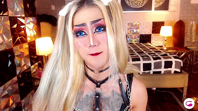 Snapshot of HorseCockDivine chatting on 11/16/25, 08:25 HorseCockDivine online show from 11/16/25, 08:25