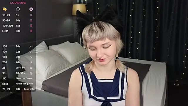 Tori Cutie online show from 11/21/25, 12:32