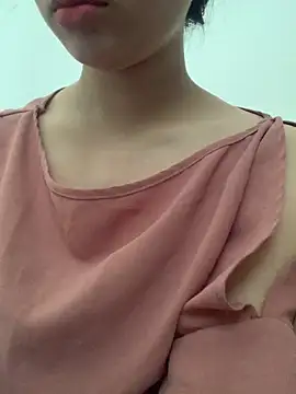 Snapshot of Nguyenha11 chatting on 09/15/25, 08:25 Nguyenha11 online show from 09/15/25, 08:25