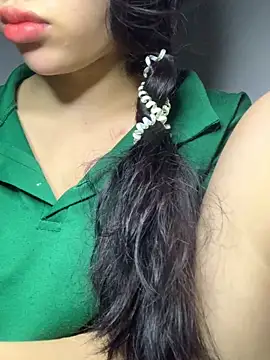 Snapshot of Nguyenha11 chatting on 09/24/25, 12:30 Nguyenha11 online show from 09/24/25, 12:30