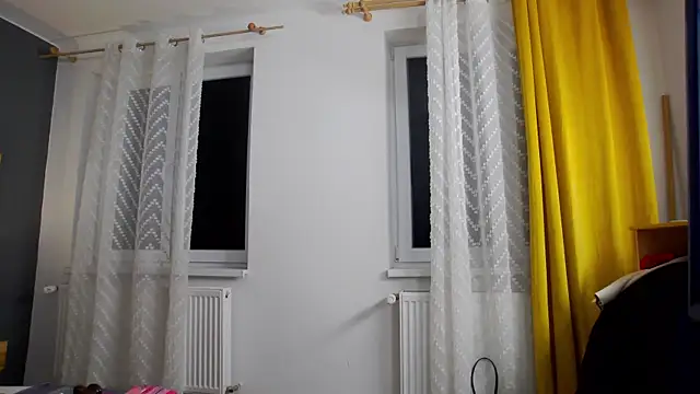 Jessica White  online show from 11/12/25, 04:46