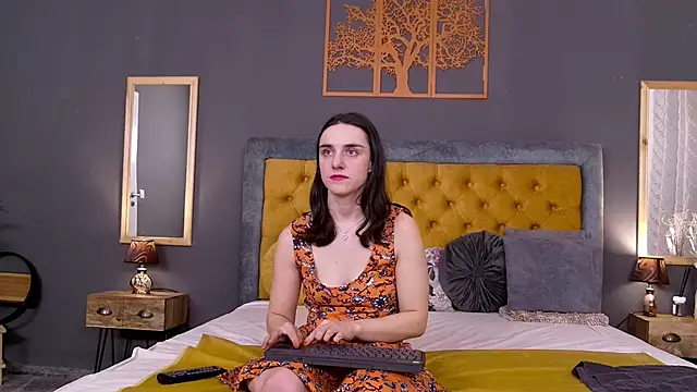 Jessica White  online show from 02/06/26, 04:39