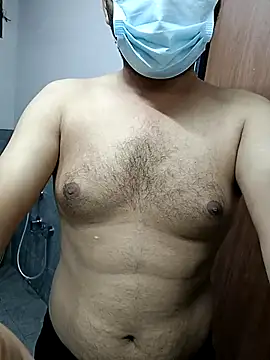 Snapshot of hothunk_7 chatting on 09/28/25, 08:14 hothunk 7 online show from 09/28/25, 08:14