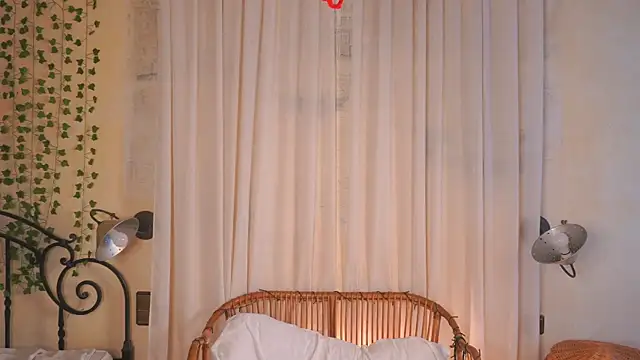 EvaDowe online show from 04/25/26, 12:30