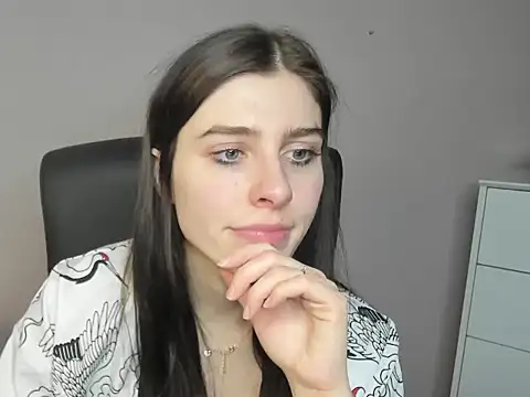 Snapshot of dreamPIA chatting on 11/26/25, 03:35 dreamPIA online show from 11/26/25, 03:35