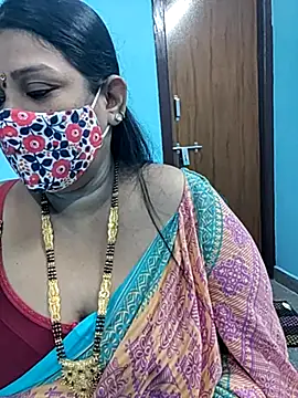 Snapshot of sutari84 chatting on 09/18/25, 05:26 sutari84 online show from 09/18/25, 05:26