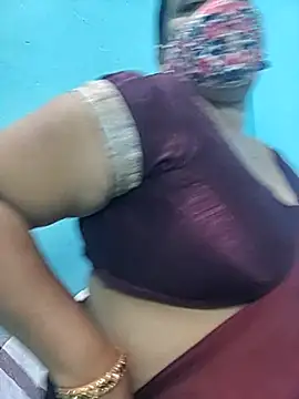 Snapshot of sutari84 chatting on 09/25/25, 05:11 sutari84 online show from 09/25/25, 05:11