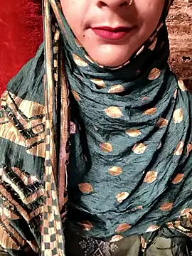 Indian-Aleena online show from 09/22/25, 04:53