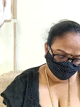 Snapshot of heera-rani chatting on 05/05/26, 08:11 heera-rani online show from 05/05/26, 08:11