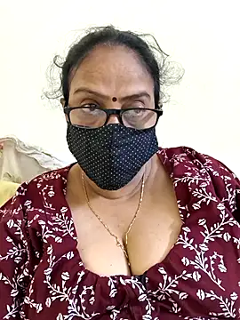 Snapshot of heera-rani chatting on 05/16/26, 06:32 heera-rani online show from 05/16/26, 06:32