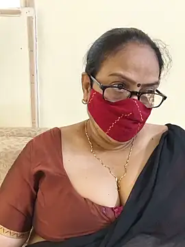 Snapshot of heera-rani chatting on 05/24/26, 05:23 heera-rani online show from 05/24/26, 05:23