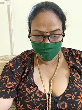 Snapshot of heera-rani chatting on 06/09/26, 08:37 heera-rani online show from 06/09/26, 08:37